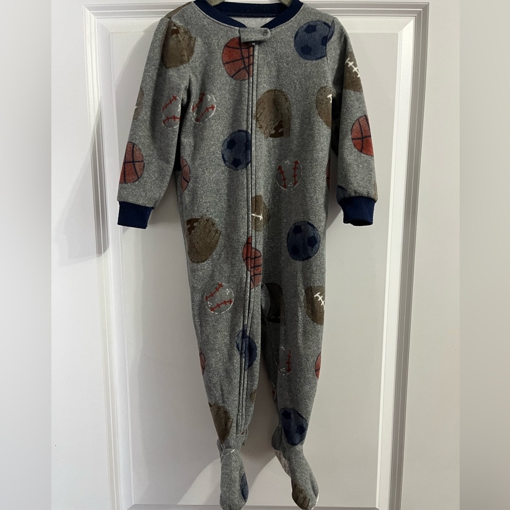 (3/$14) Carters Fleece Footed Pajamas Size 2T